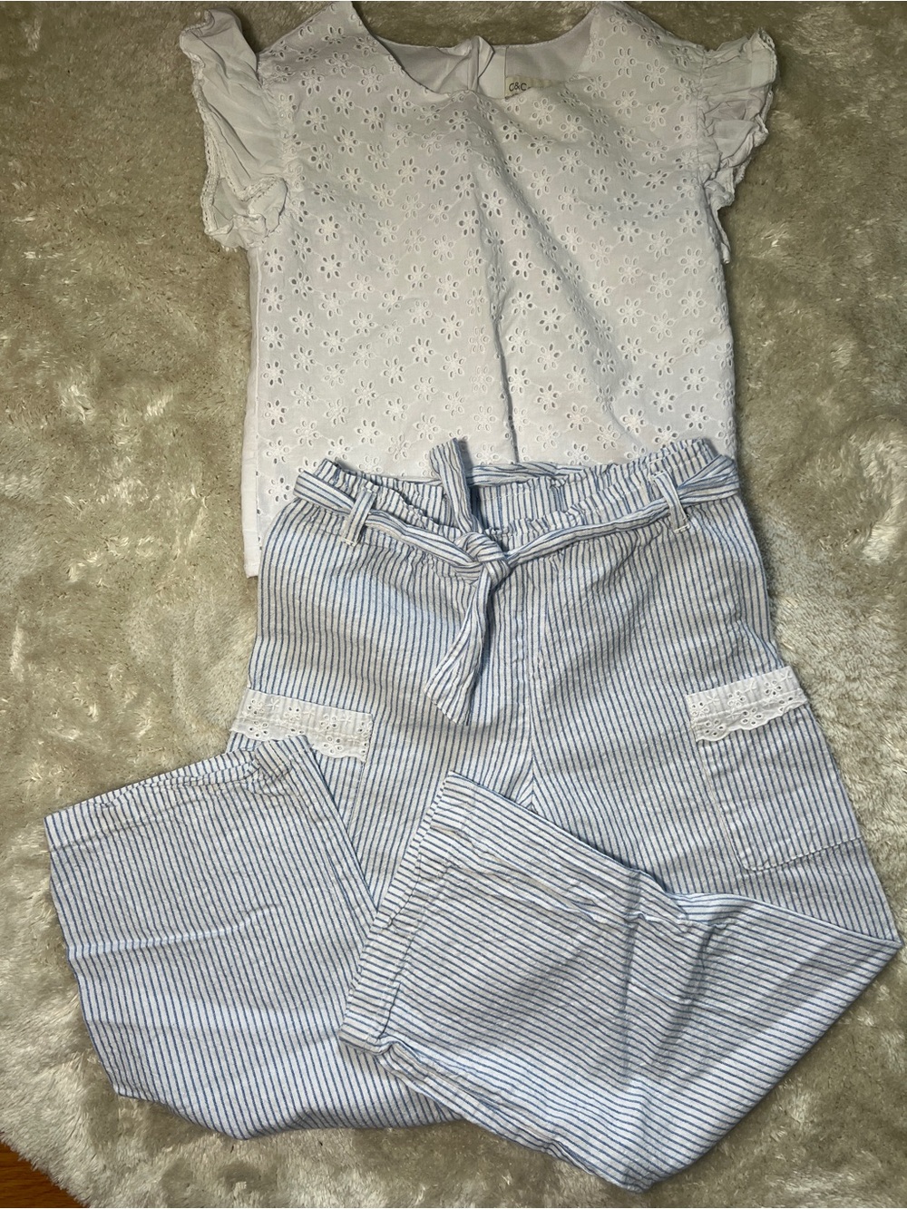 C&C California Girls Linen Blend Wide Leg Pants & Eyelet Top